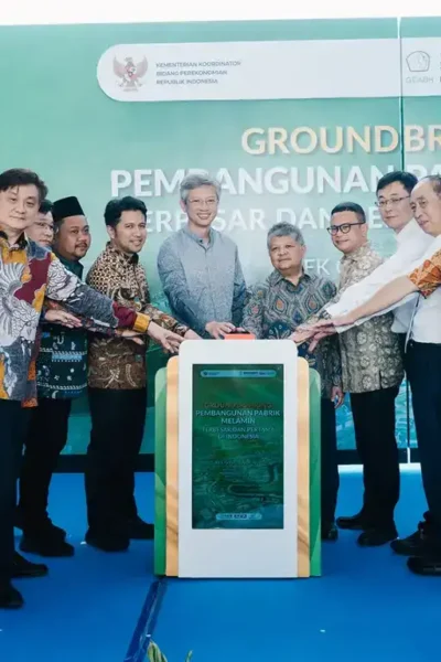 Groundbreaking proyek pabrik melamin skala dunia di Gresik yang diklaim mampu serap ribuan tenaga kerja (foto: ist)